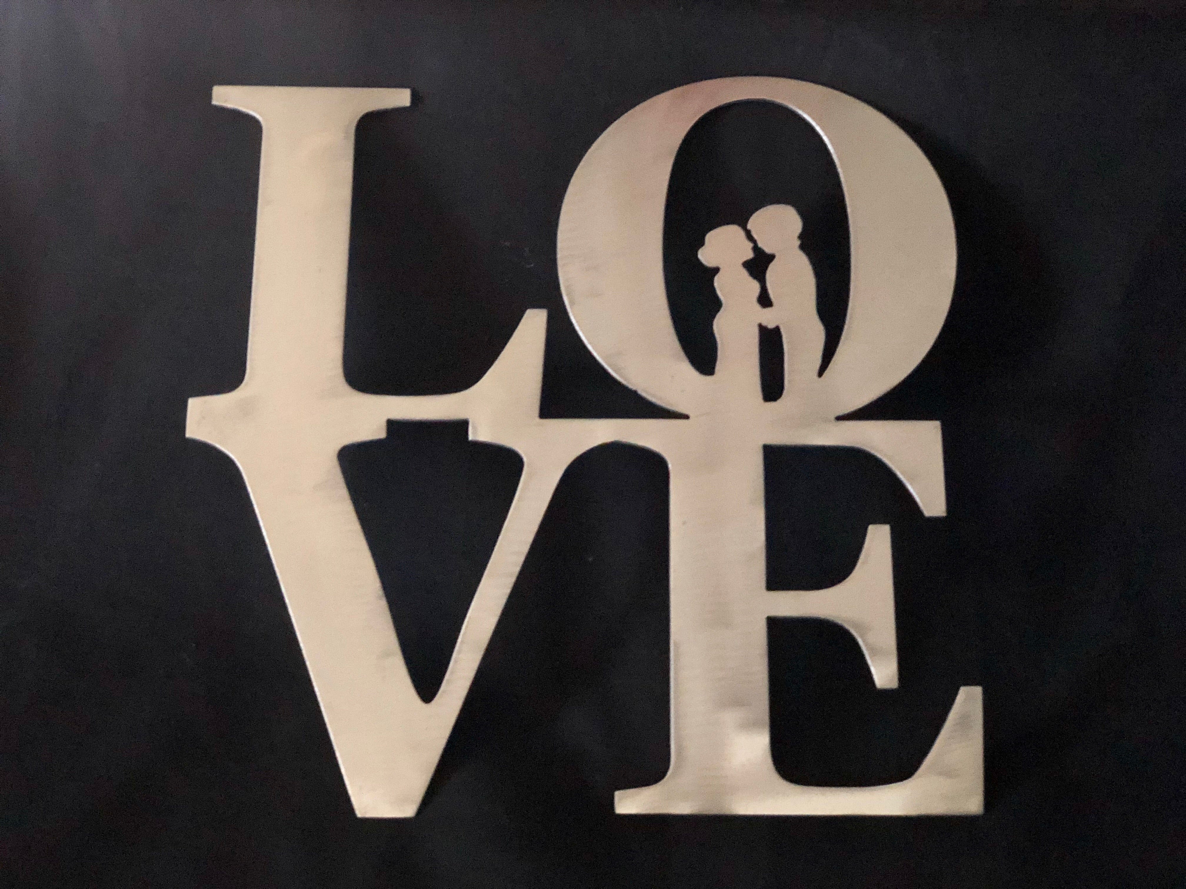 love sign with couple