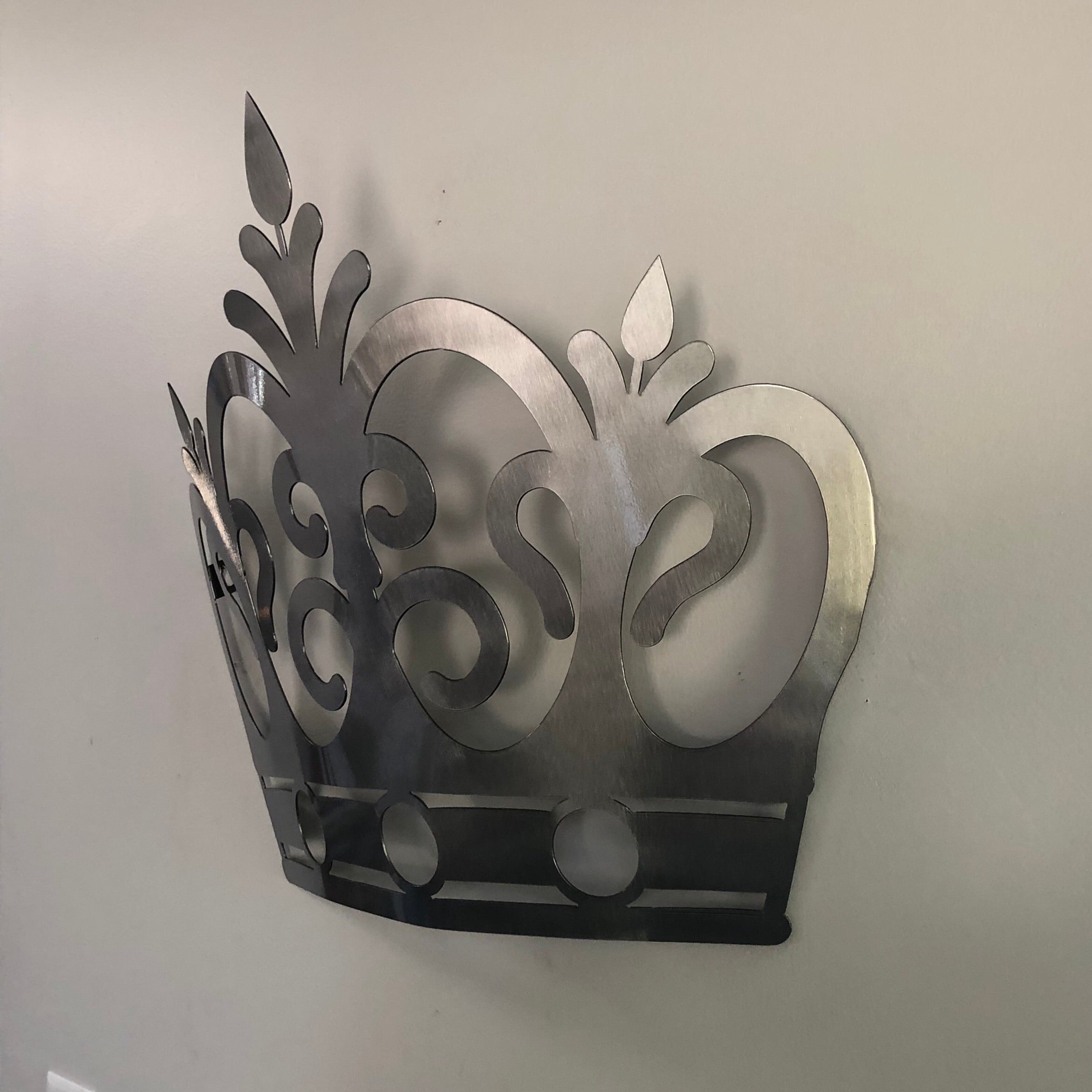 Metal Queen Crown Sign